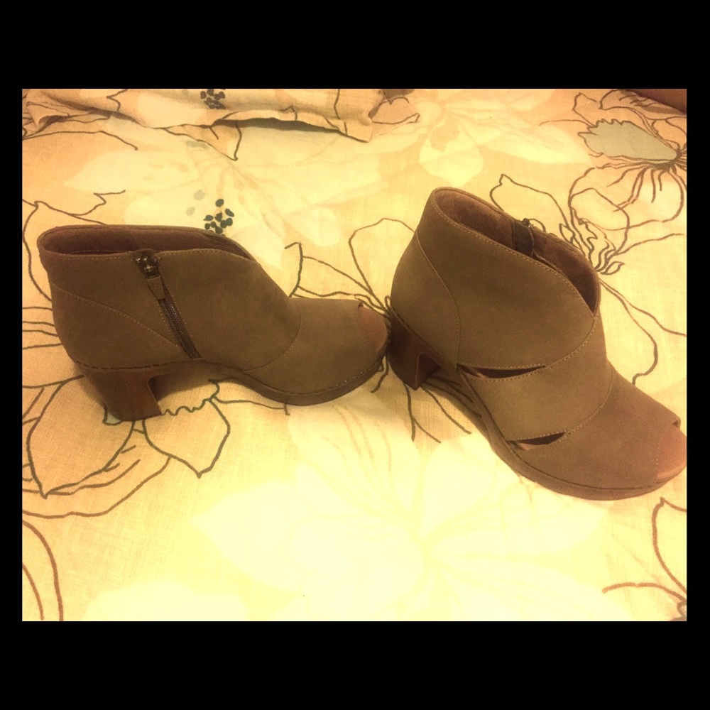 Dansko shoes